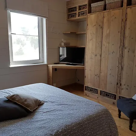 Maison Pierreuse 4*