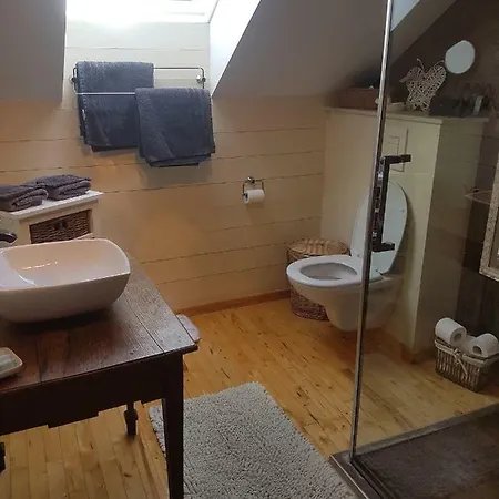 Bed and Breakfast Maison Pierreuse